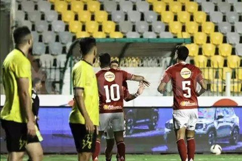 بعد 6 مباريات.. شريف يستعيد نغمة الأهداف مع الأهلي أمام كهرباء الإسماعيلية